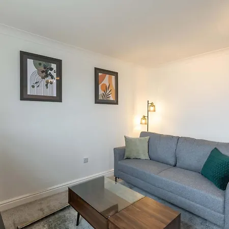 Lejlighed Spacious 1 Bed With Sea Views