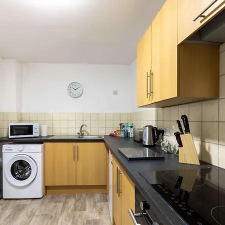 Spacious 1 Bed With Sea Views Whitehaven