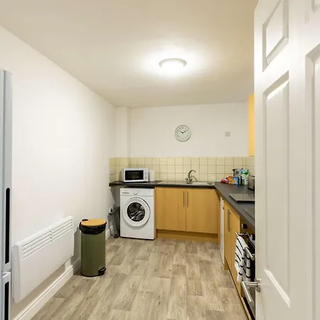 Spacious 1 Bed With Sea Views Whitehaven
